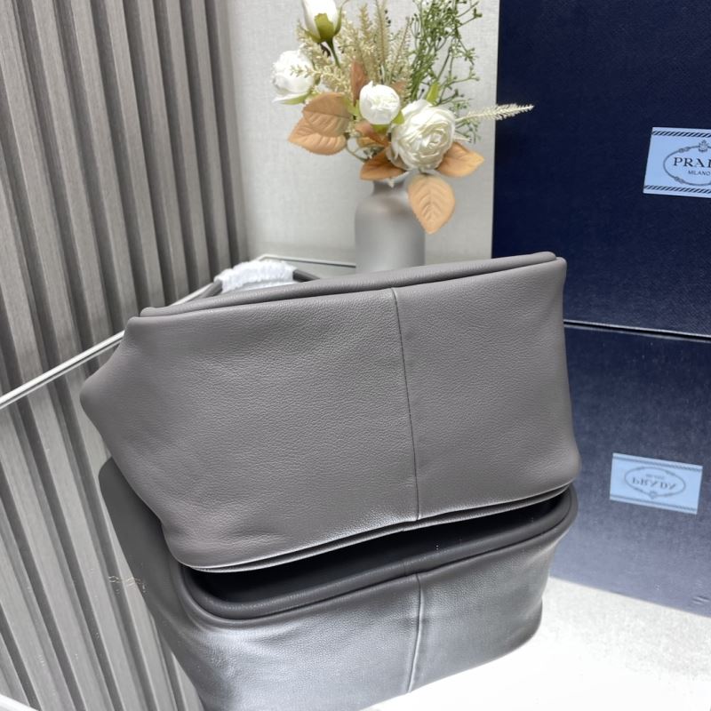 Pra*a bucket bags